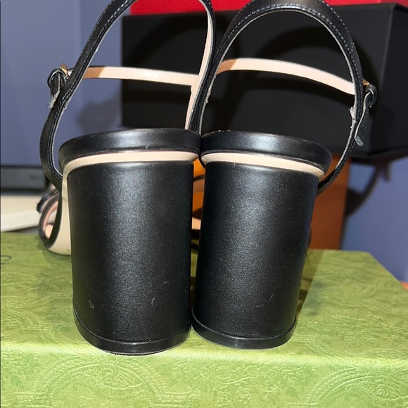 Gucci Black and Gold Heeled Sandals - Picture 5 of 7